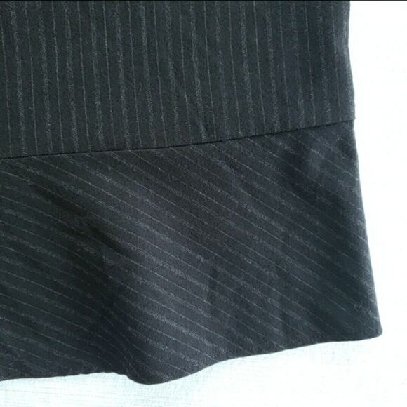 Banana Republic Wool Skirt Womens 10 Black Pinstripe Career Casual Academia Goth - Picture 5 of 11